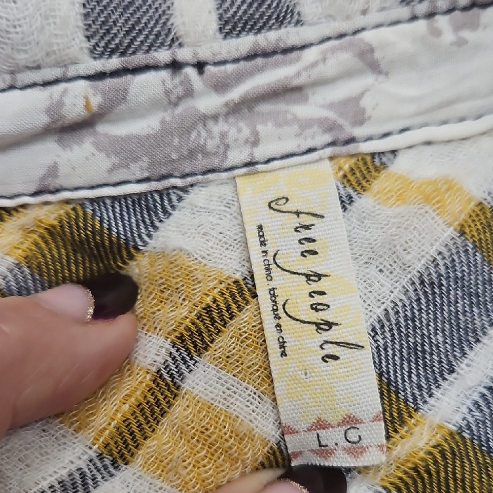 Plaid Button-Up Shirt in Yellow and Gray - Picture 8 of 10